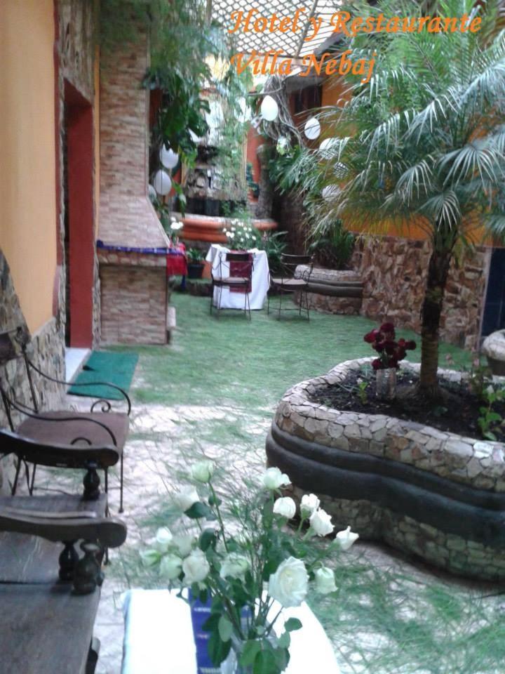 Hotel Y Restaurante Villa Nebaj Buitenkant foto